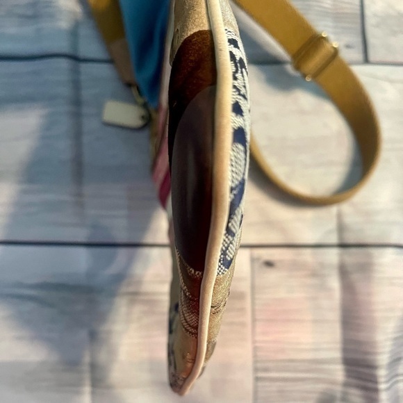 Coach Ltd Patchwork Canvas Leather Suede Crossbody Bag in GooD Condition - Picture 6 of 12